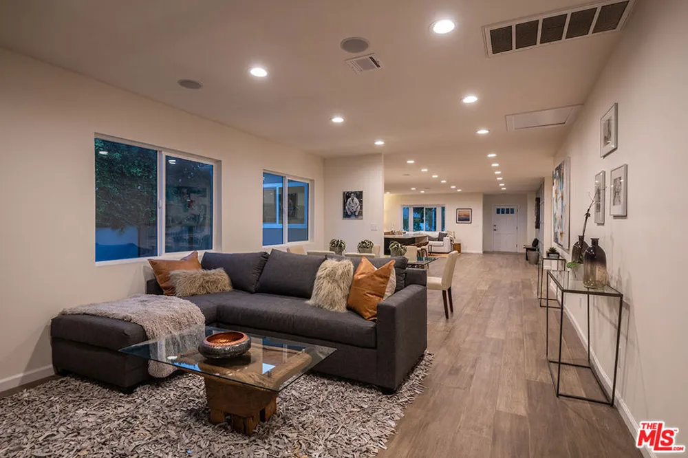 4370 Beck Avenue Studio City, CA 91604