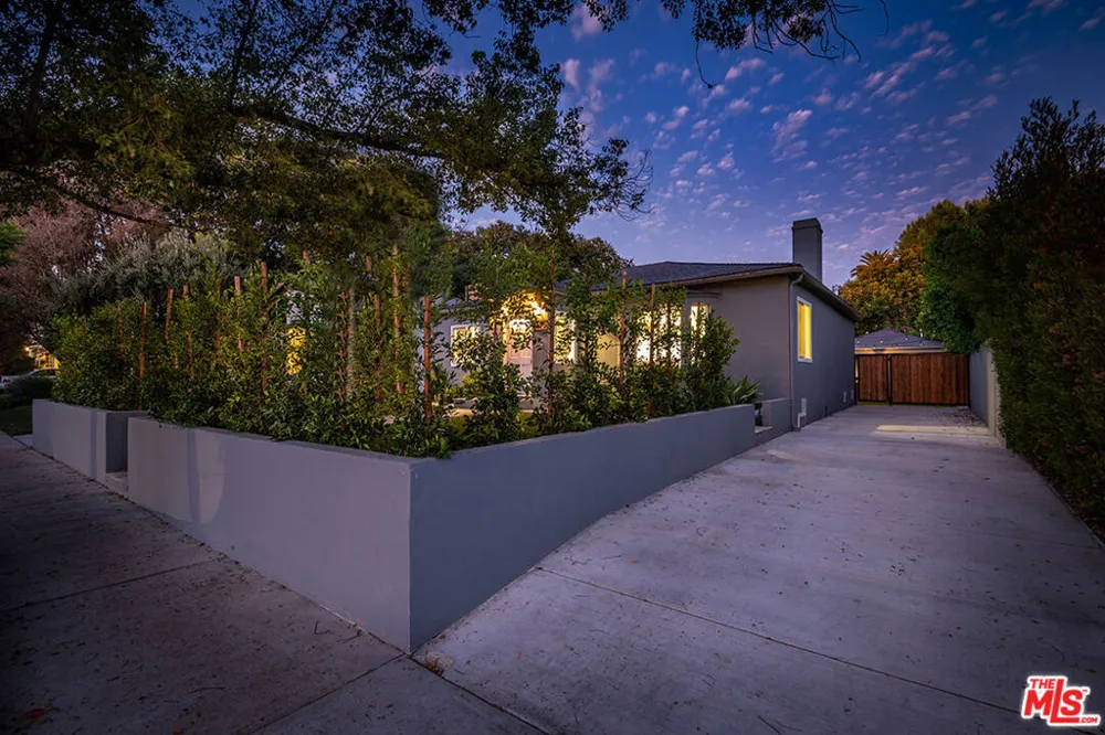 4370 Beck Avenue Studio City, CA 91604