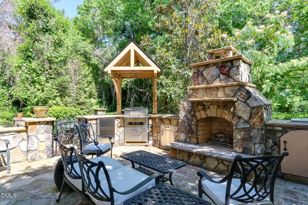 3838 Cottage Rose Lane Raleigh, NC 27612