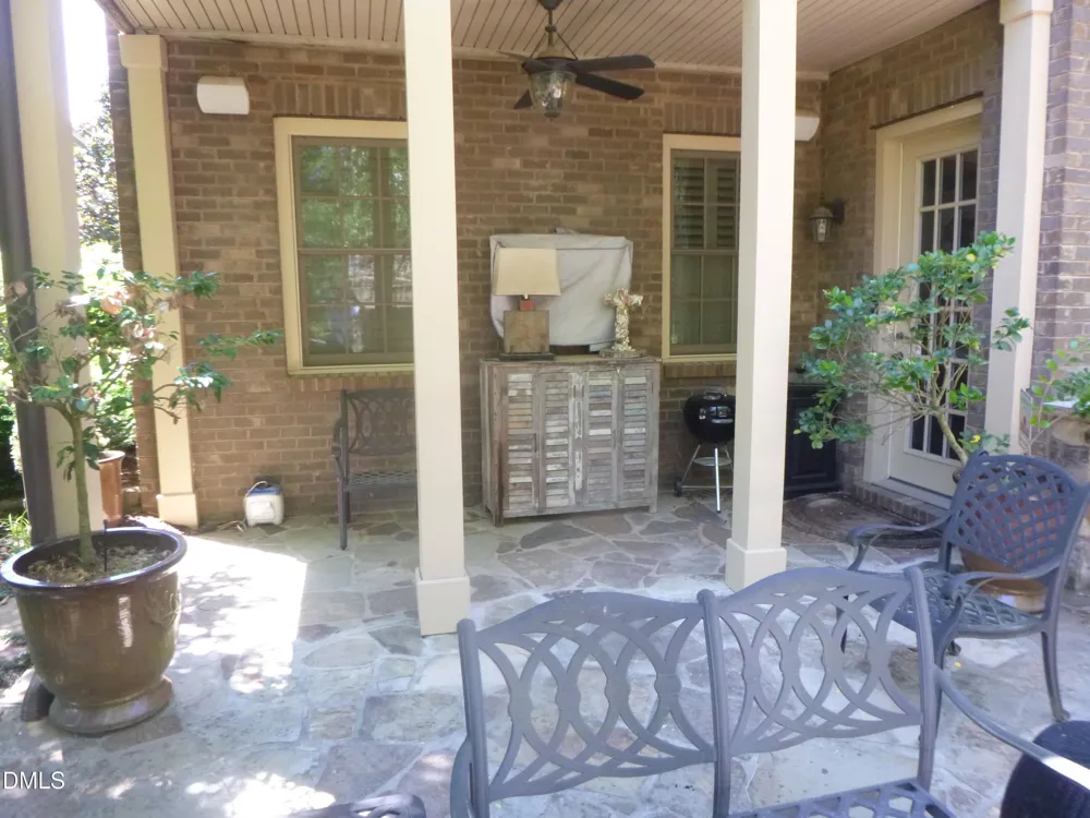3838 Cottage Rose Lane Raleigh, NC 27612