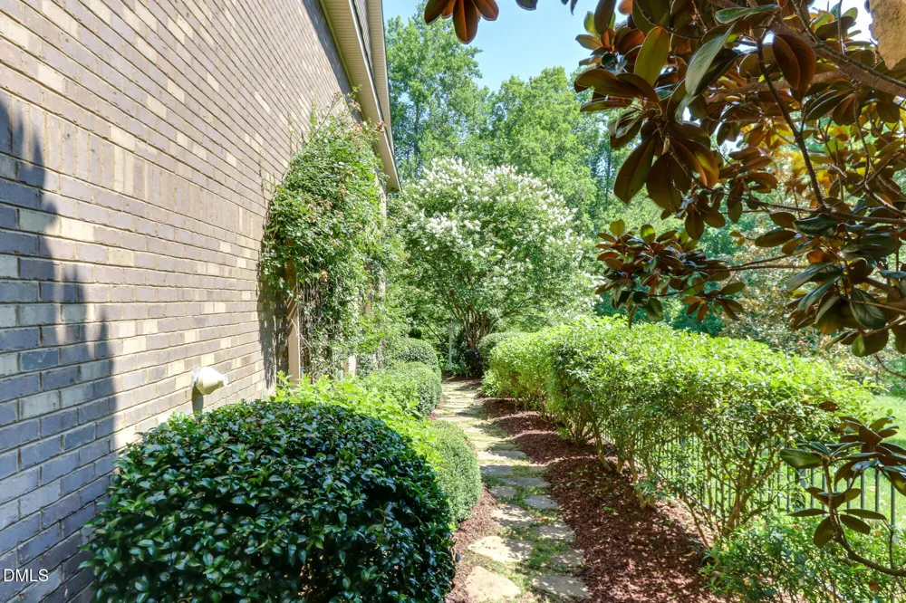 3838 Cottage Rose Lane Raleigh, NC 27612