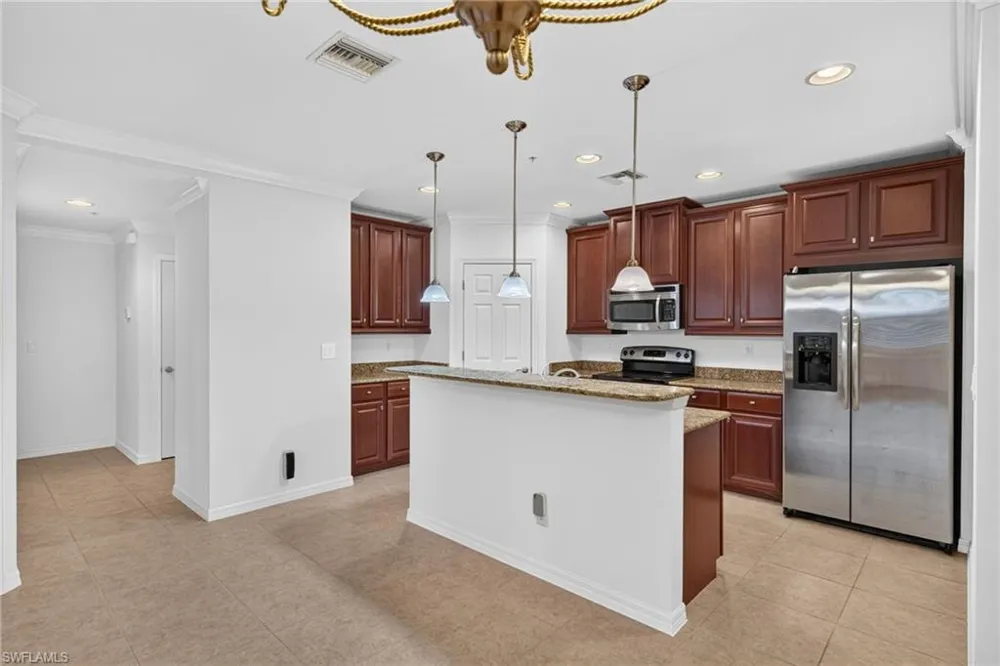 23421 Alamanda Drive #101 Estero, FL 34135
