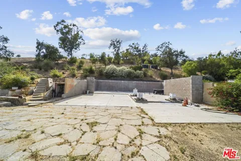 2911 S Foose Road