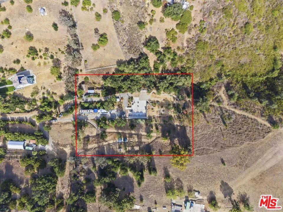 2911 S Foose Road Malibu, CA 90265