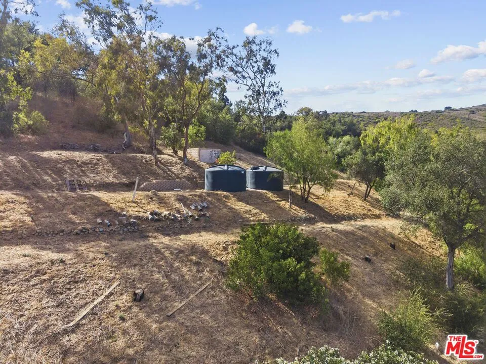 2911 S Foose Road Malibu, CA 90265