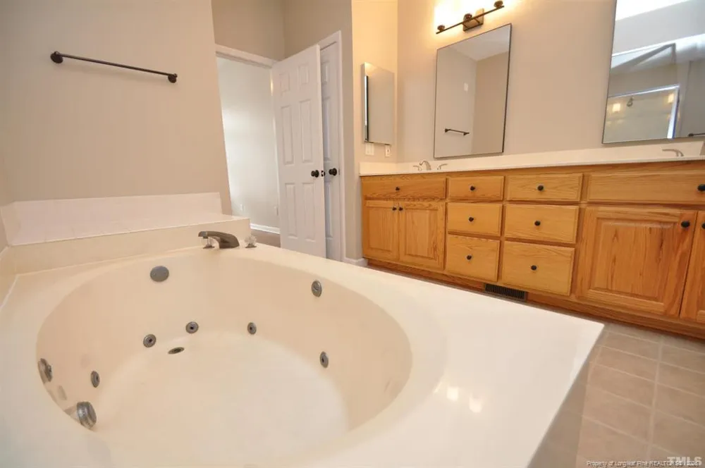 133 Cumberland Green Drive Cary, NC 27513