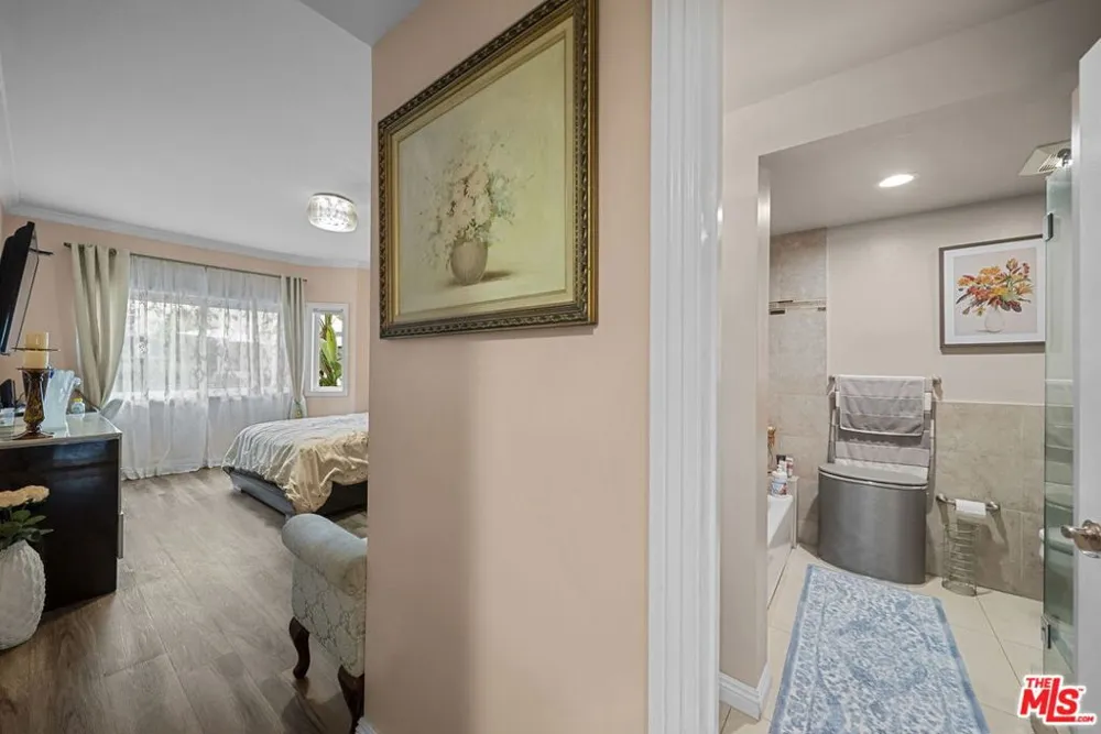 17914 Magnolia Boulevard #130 Encino, CA 91316