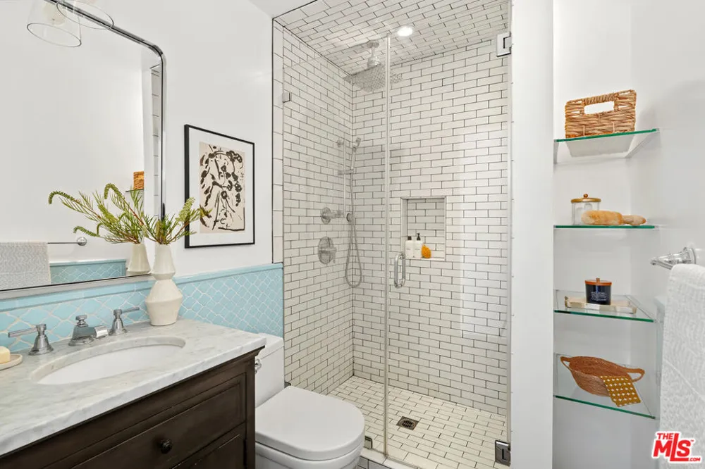23685 Clover Trail Calabasas, CA 91302