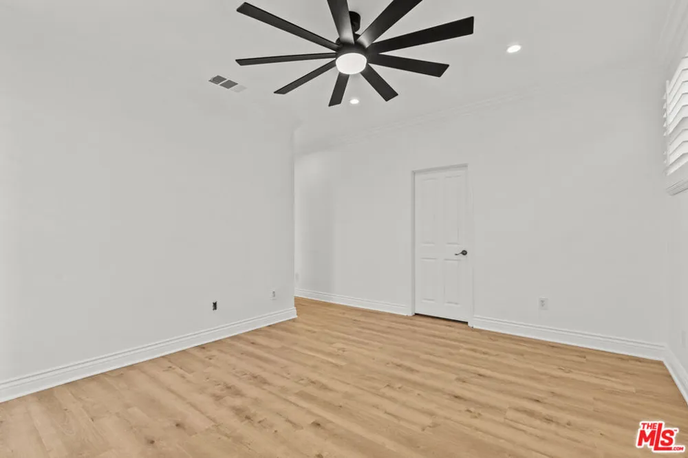 9108 S Heritage Way Inglewood, CA 90305