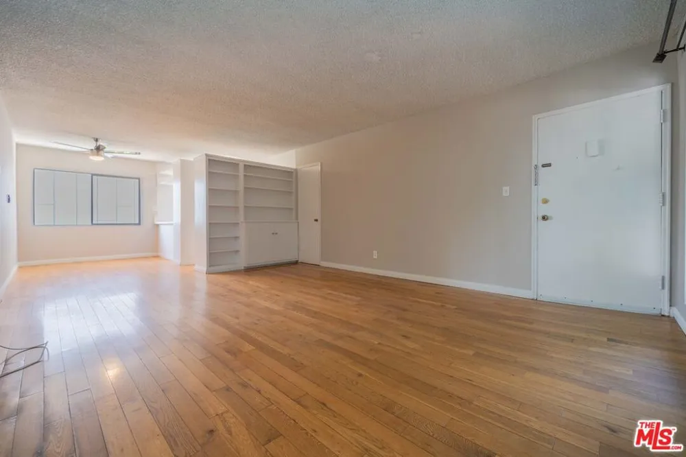 941 San Vicente Boulevard #1 West Hollywood, CA 90069