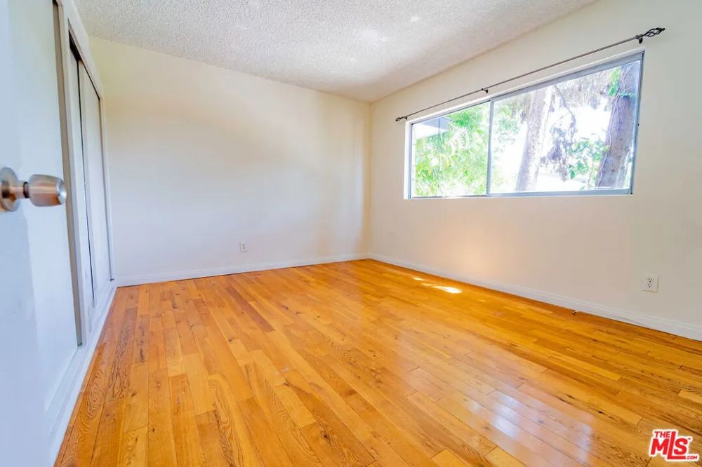 941 San Vicente Boulevard #1 West Hollywood, CA 90069