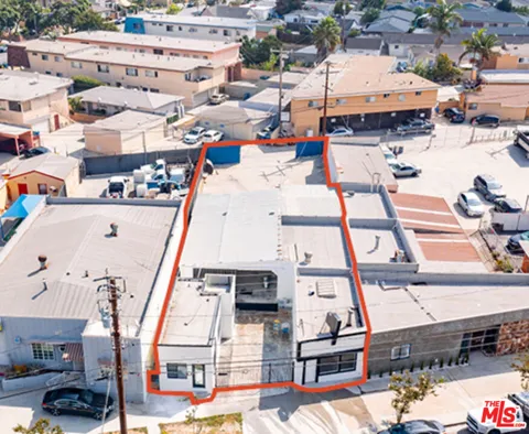 718 Centinela Avenue
