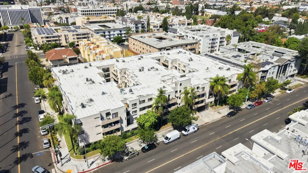 435 S Virgil Avenue #208 Los Angeles, CA 90020