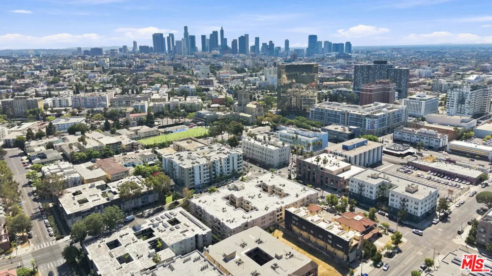435 S Virgil Avenue #208 Los Angeles, CA 90020