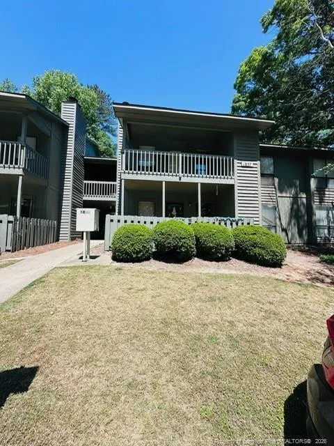 1857 Tryon Drive #6