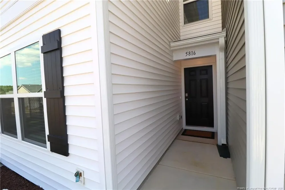 5816 Brambleberry Way Raleigh, NC 27616