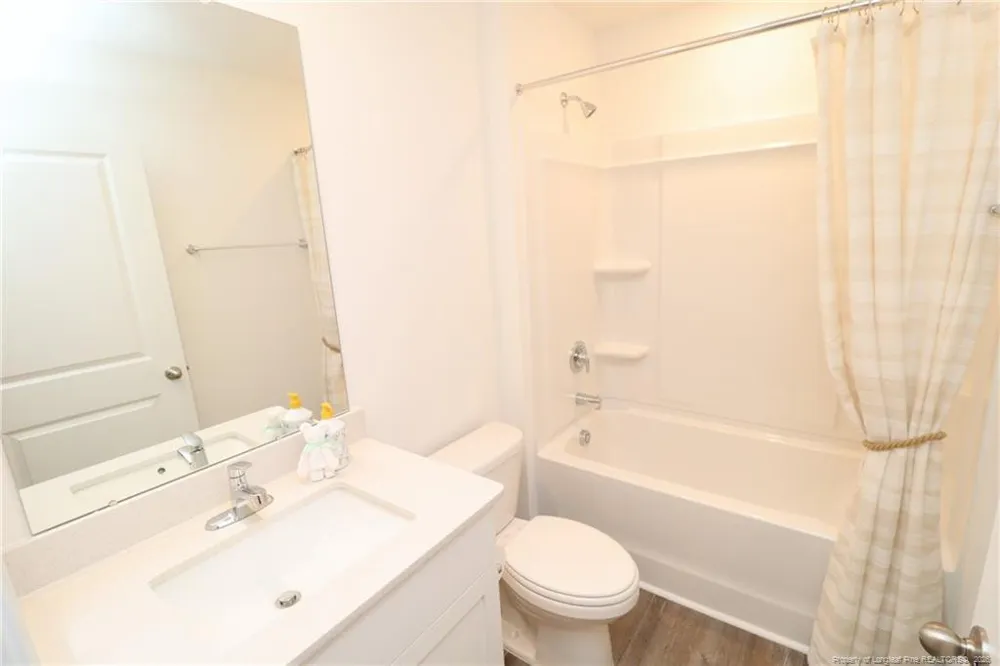 5816 Brambleberry Way Raleigh, NC 27616