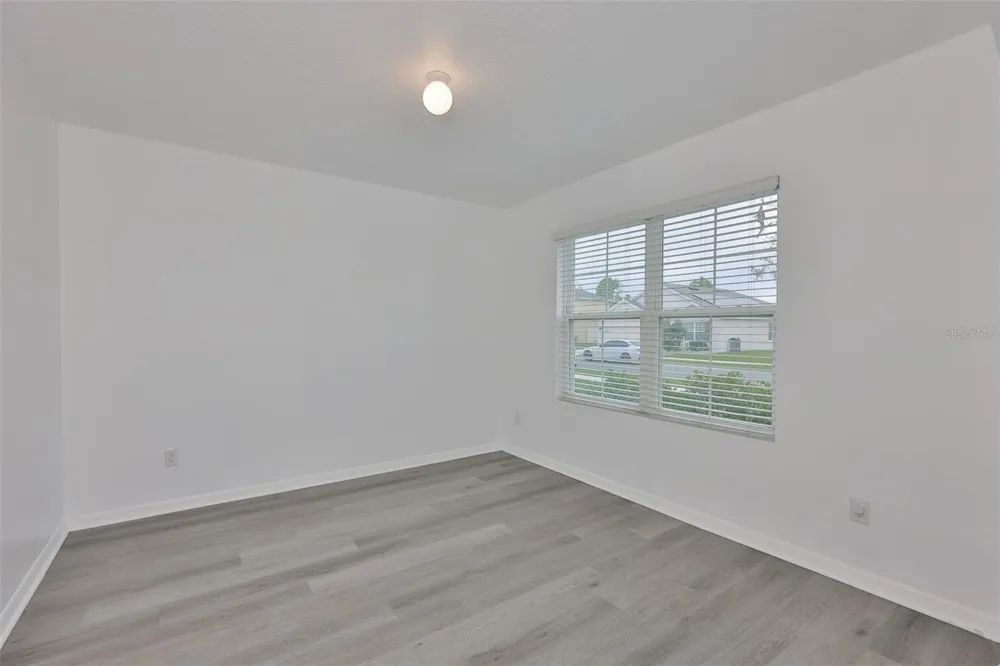 5461 MAGDALENE WAY Zephyrhills, FL 33541