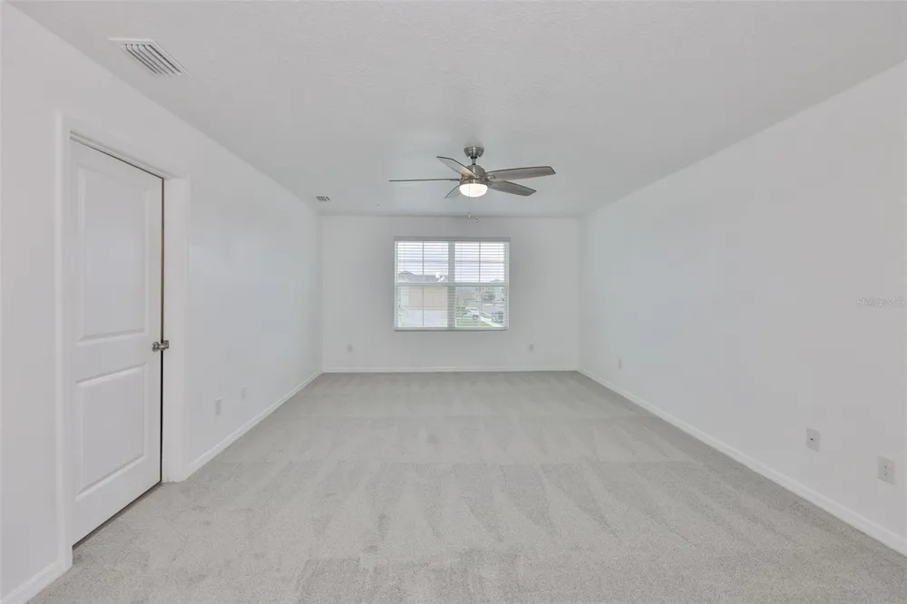 5461 MAGDALENE WAY Zephyrhills, FL 33541