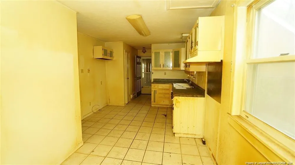 19101 Wagram Road Laurinburg, NC 28352