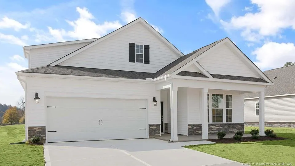 421 Thistle Meadow Lane Aberdeen, NC 28315