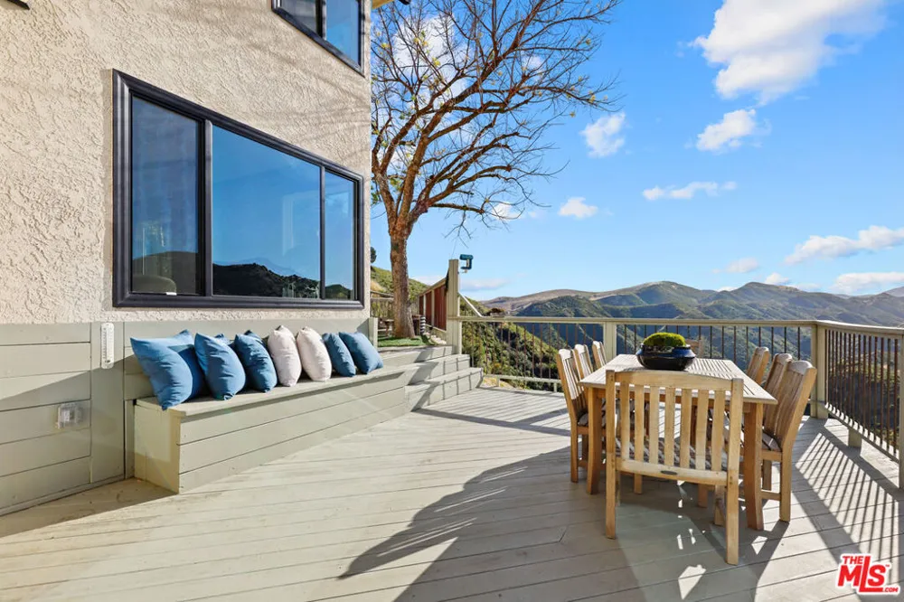 53 Saddlebow Road Bell Canyon, CA 91307