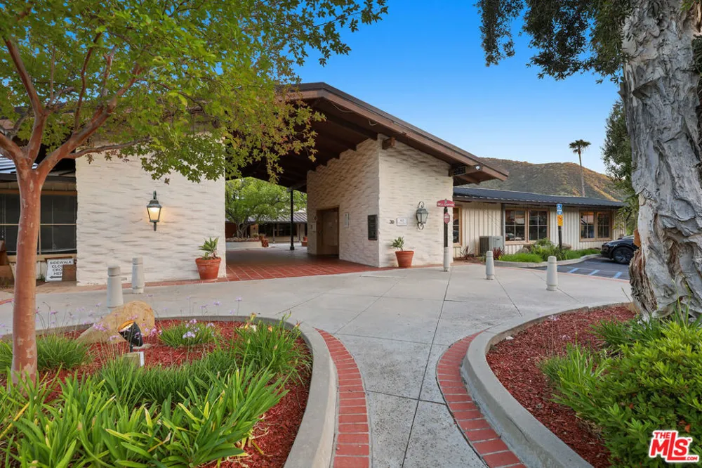 53 Saddlebow Road Bell Canyon, CA 91307