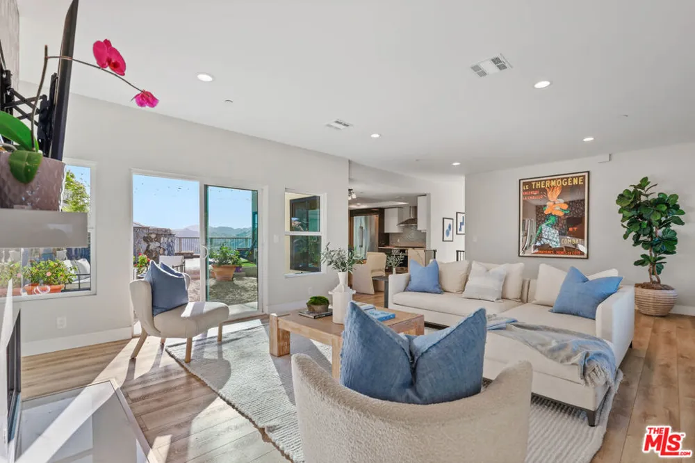 53 Saddlebow Road Bell Canyon, CA 91307