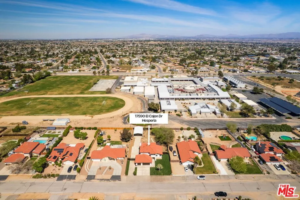 17590 El Cajon Drive Hesperia, CA 92345