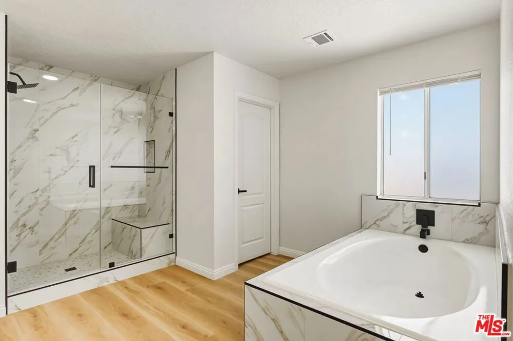 17590 El Cajon Drive Hesperia, CA 92345