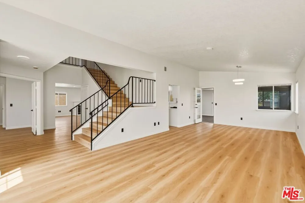 17590 El Cajon Drive Hesperia, CA 92345