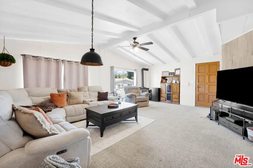 27722 Moonridge Lane ##27 Castaic, CA 91384