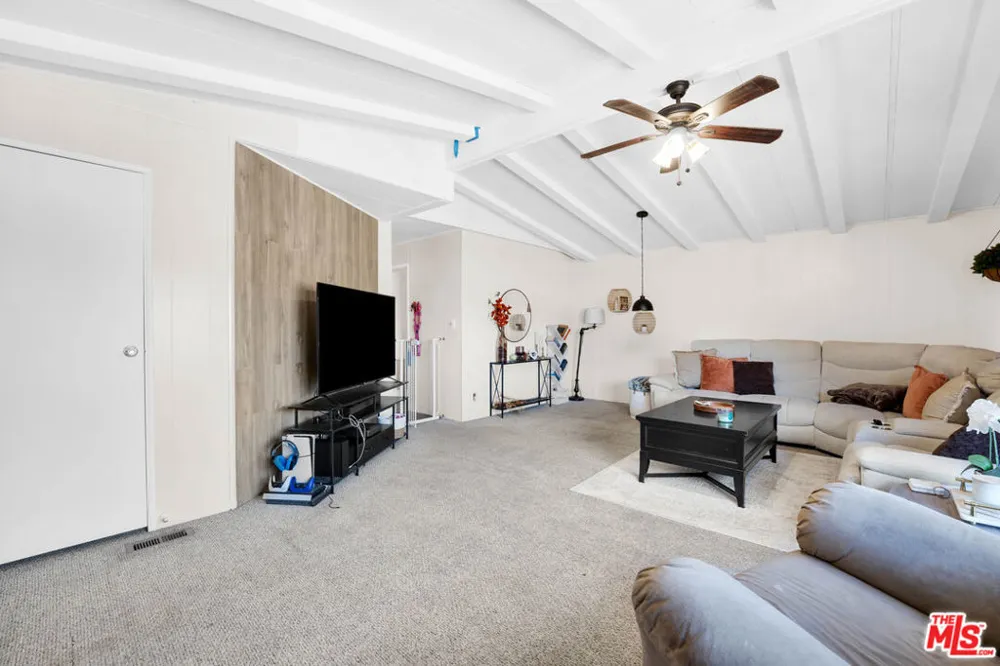 27722 Moonridge Lane ##27 Castaic, CA 91384