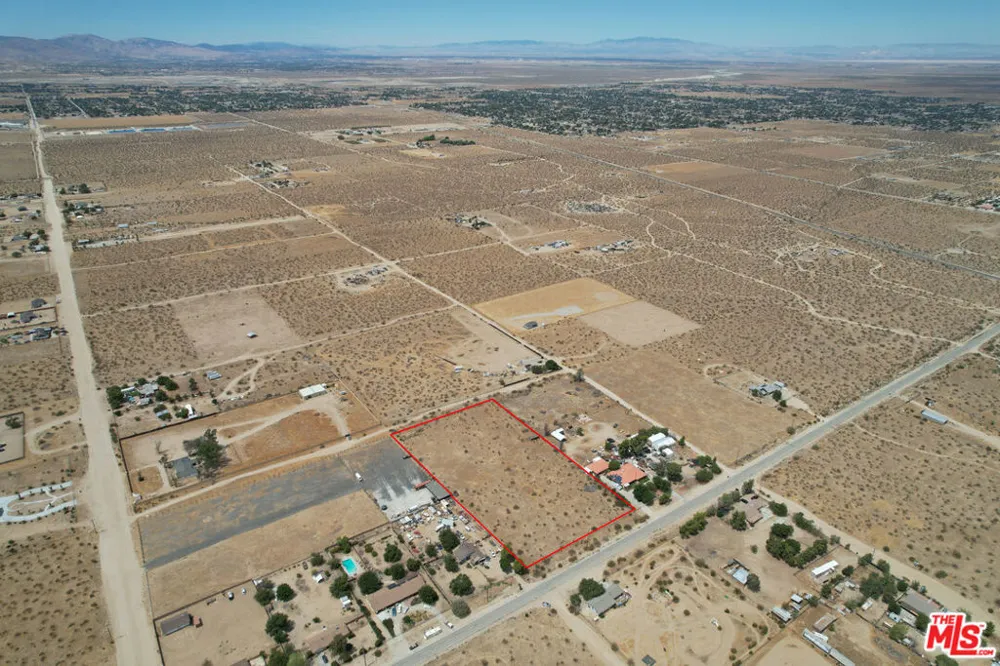 116th Street #U Littlerock, CA 93543