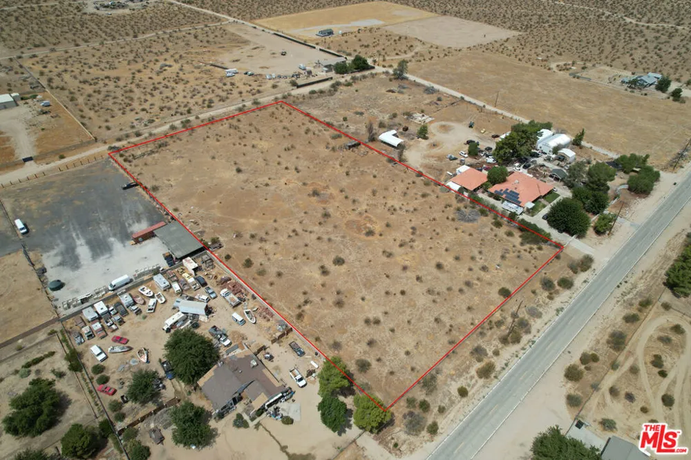 116th Street #U Littlerock, CA 93543