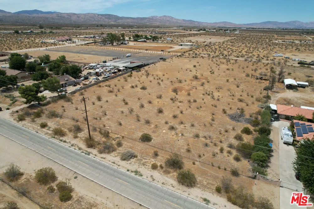 116th Street #U Littlerock, CA 93543