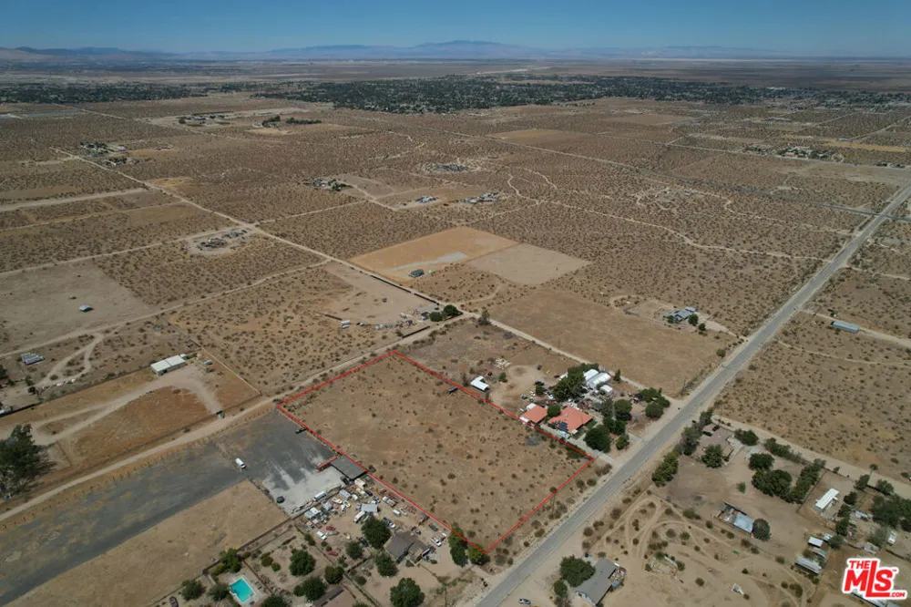 116th Street #U Littlerock, CA 93543