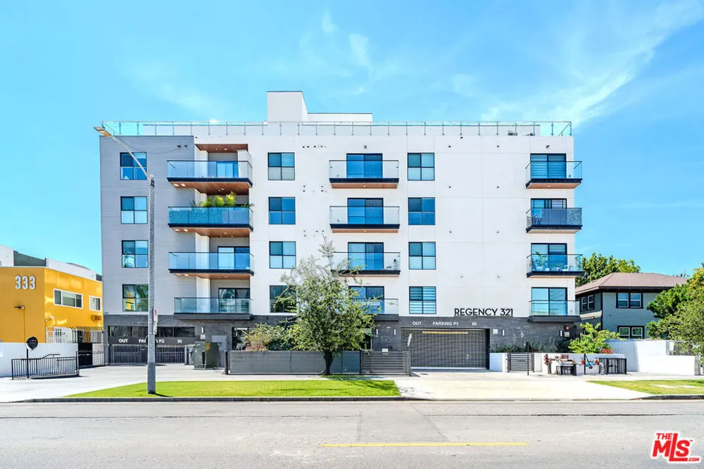 321 S Oxford Avenue #203 Los Angeles, CA 90010