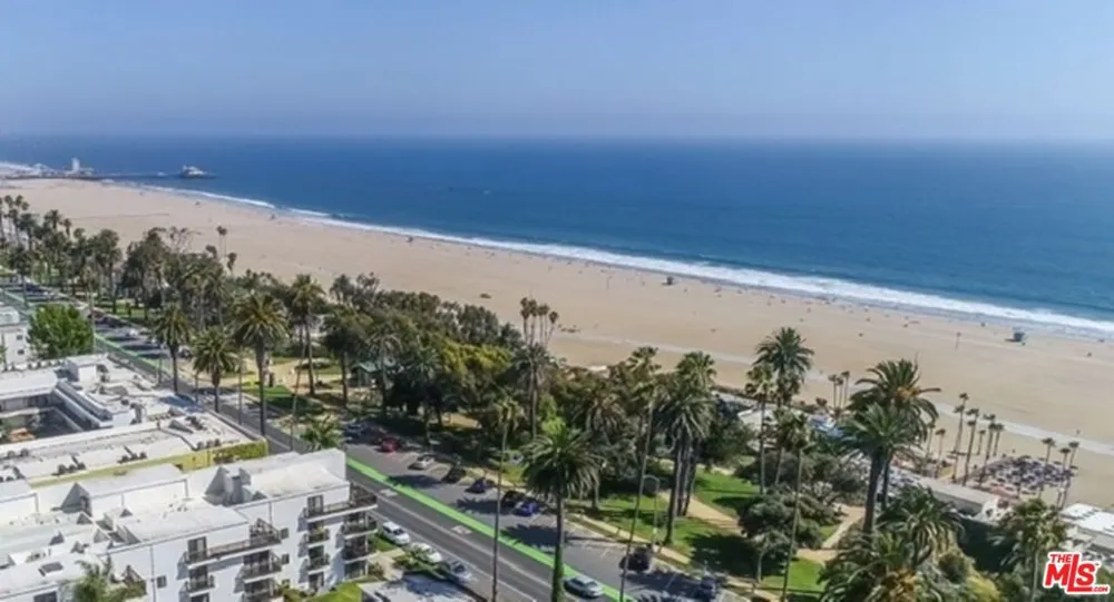 833 OCEAN AVENUE #303 Santa Monica, CA 90403