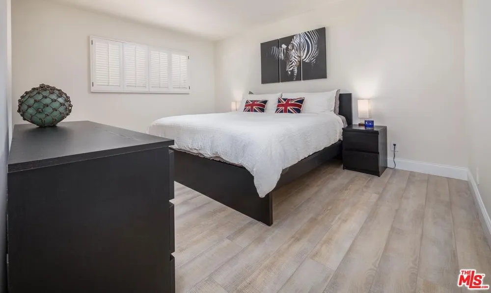 833 OCEAN AVENUE #303 Santa Monica, CA 90403