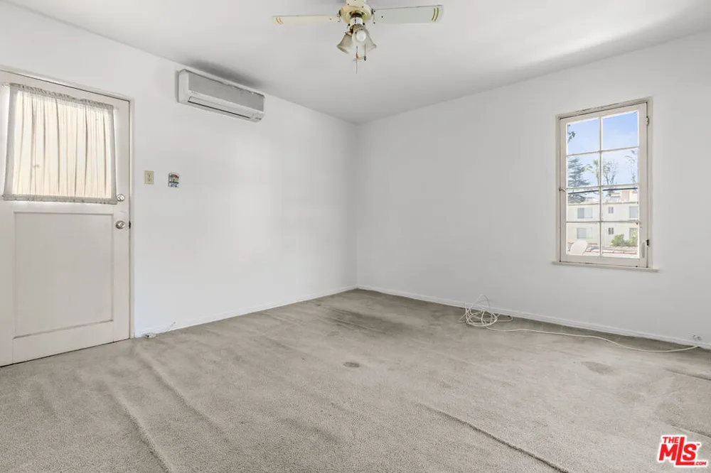 1720 Orchard Avenue Glendale, CA 91206