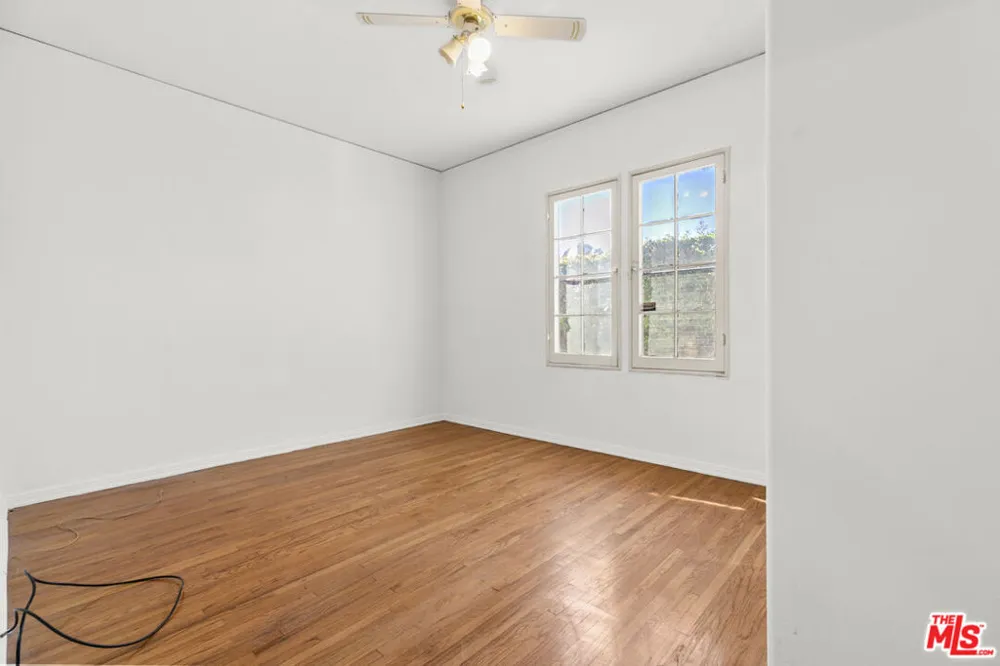 1720 Orchard Avenue Glendale, CA 91206