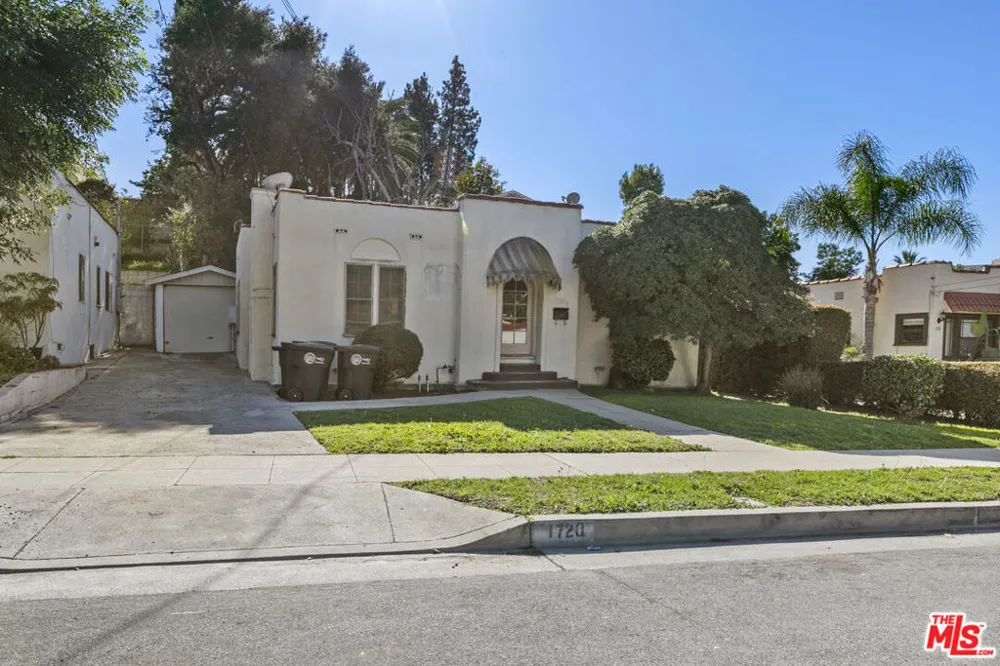 1720 Orchard Avenue Glendale, CA 91206