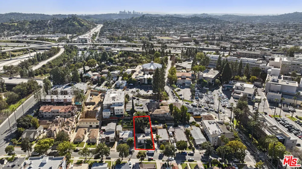 1720 Orchard Avenue Glendale, CA 91206