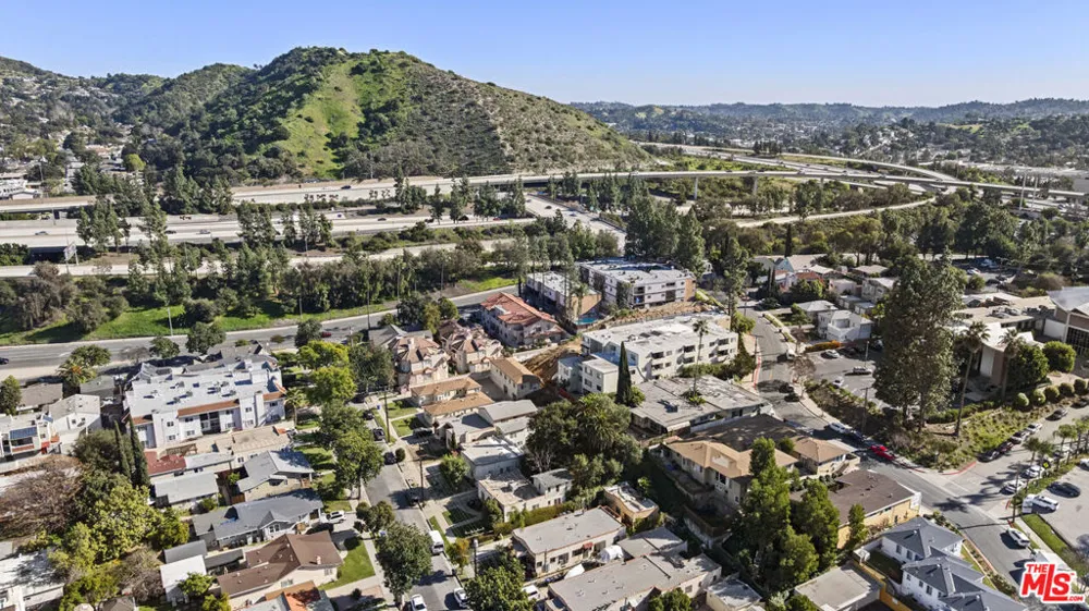 1720 Orchard Avenue Glendale, CA 91206