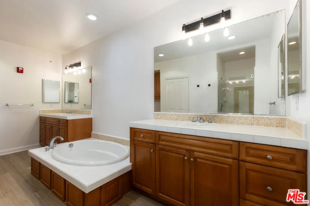12975 Agustin Place #113 Playa Vista, CA 90094