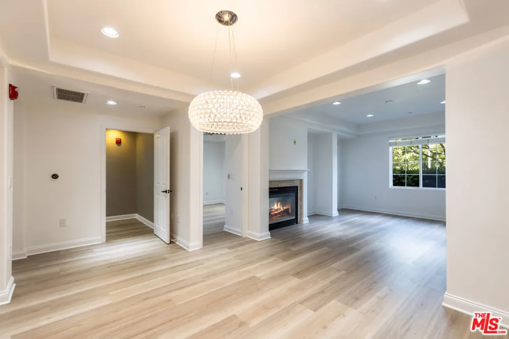 12975 Agustin Place #113 Playa Vista, CA 90094