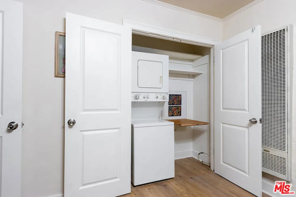 843 Ogden Drive Los Angeles, CA 90046