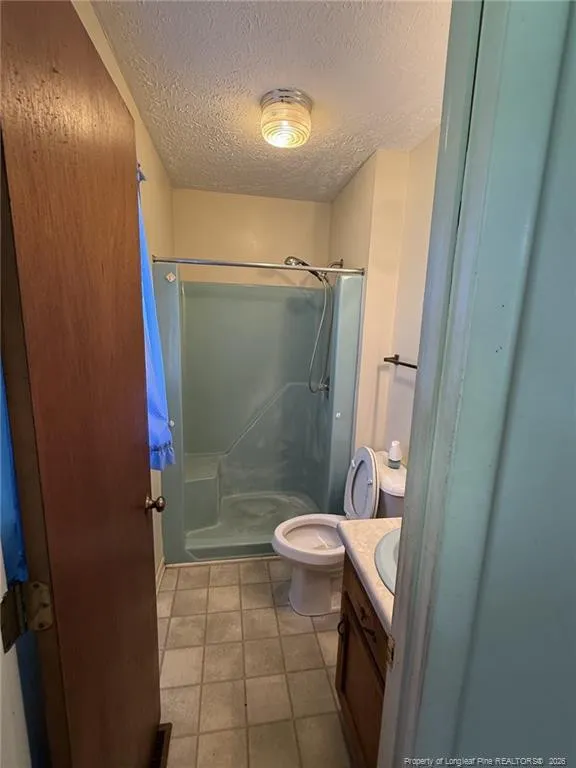1952 Bee Gee Road Lumberton, NC 28358