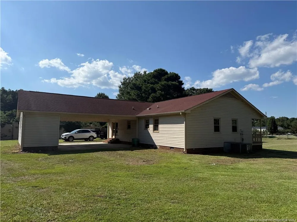1952 Bee Gee Road Lumberton, NC 28358